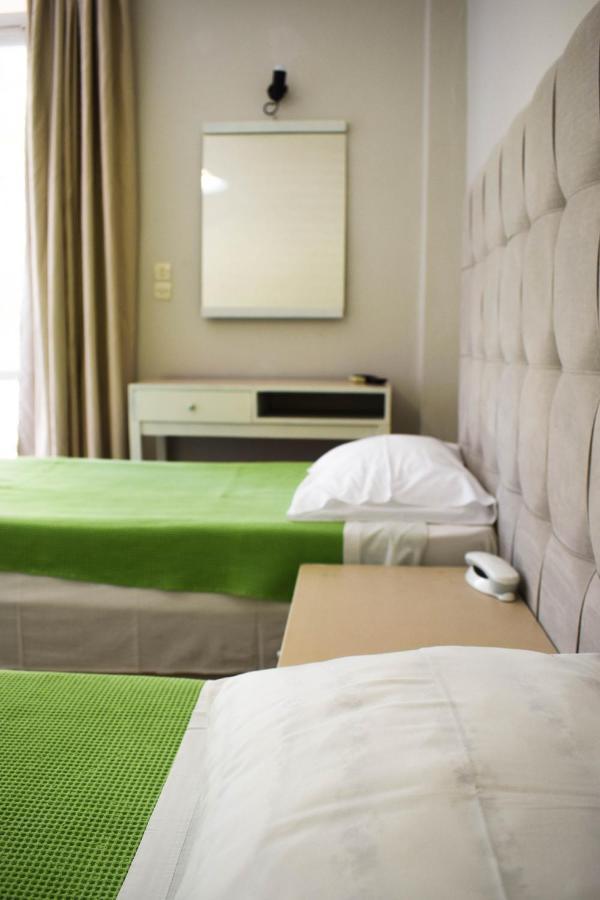 City Center Hotel Kalamáta Buitenkant foto